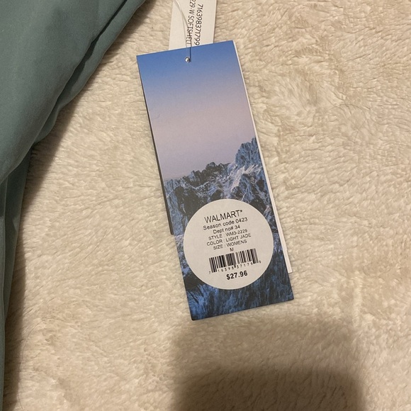 Teal women’s new with tags winter vest with zippered pockets - Picture 10 of 11